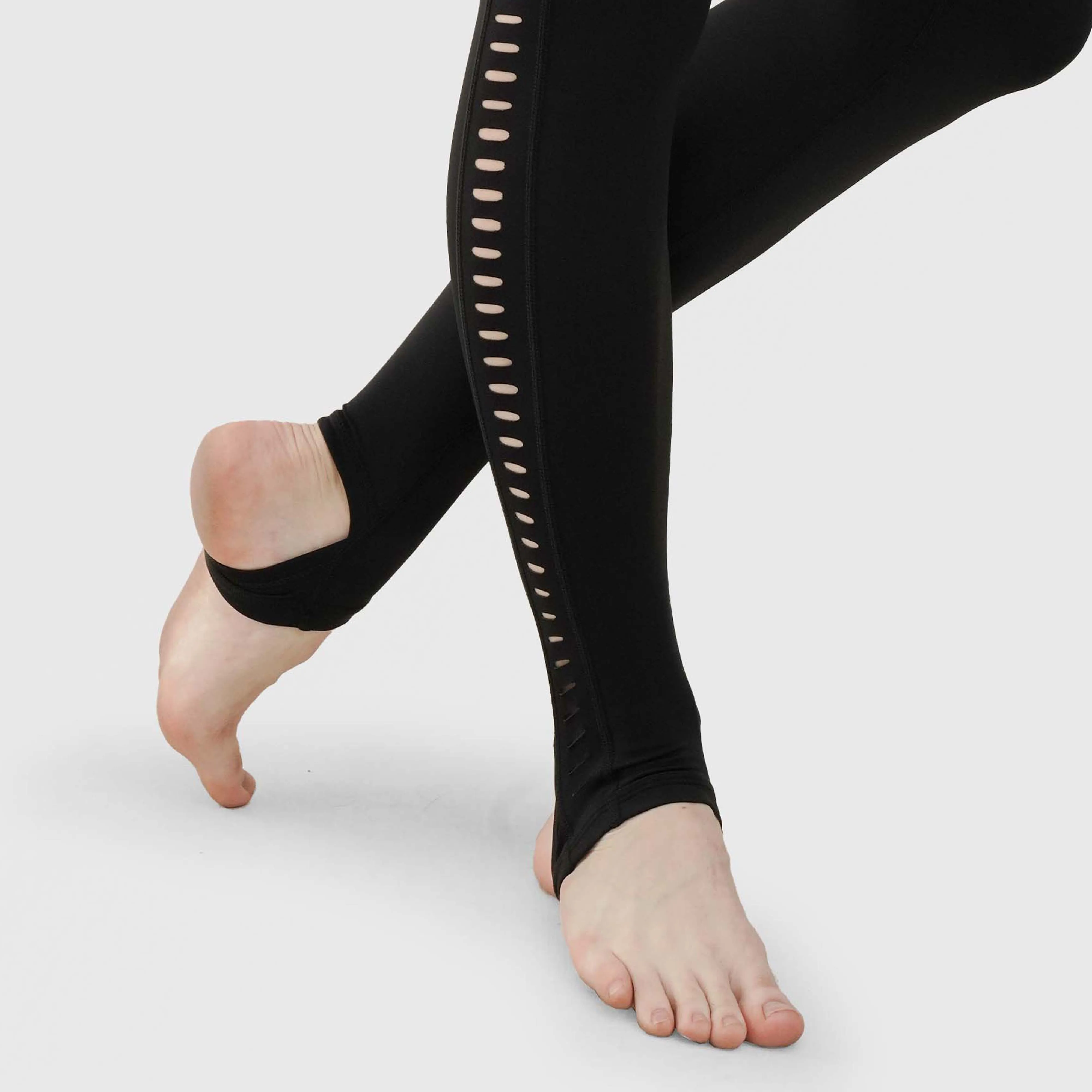 GA Cut Leggings (Black)