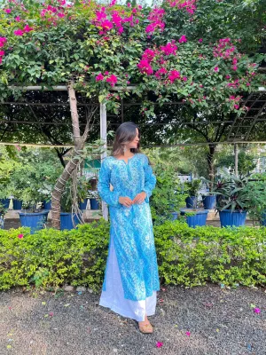 Shreya in Fizaa Chikankari Kurta in Mul cotton in Blue Print